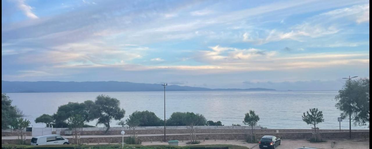 Superbe Pieds Dans L Eau Ajaccio Face A La Mer Plage De Sable Fin Route Des Iles Des Sanguinaires Ngoại thất bức ảnh